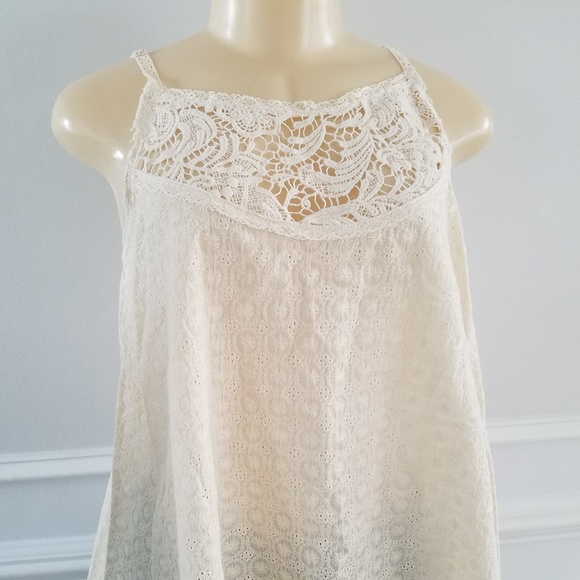 Crochet detail top - Picture 3 of 6